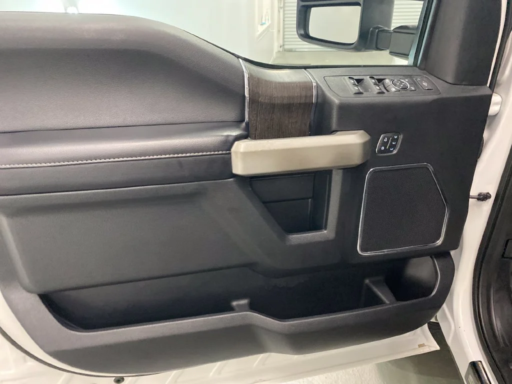 Used 2021 White Ford Lariat image 15