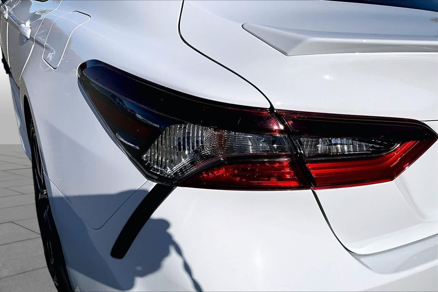 Certified Used 2024 Ice Cap Toyota Hybrid SE image 28