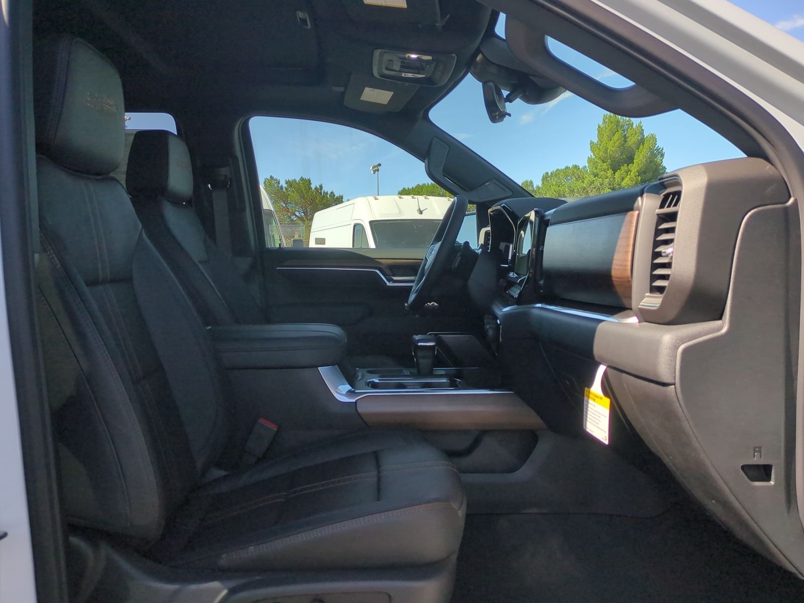 2026 Chevrolet Silverado 1500 High Country - Photo 71