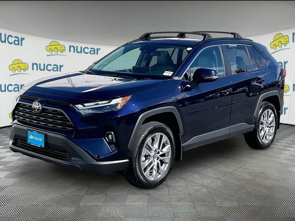 Used 2025 Blueprint Toyota XLE Premium image 3