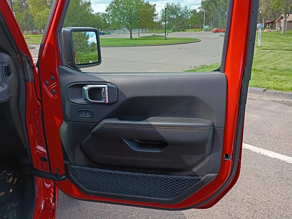 Used 2025 Firecracker Red Clearcoat Jeep Sahara image 9