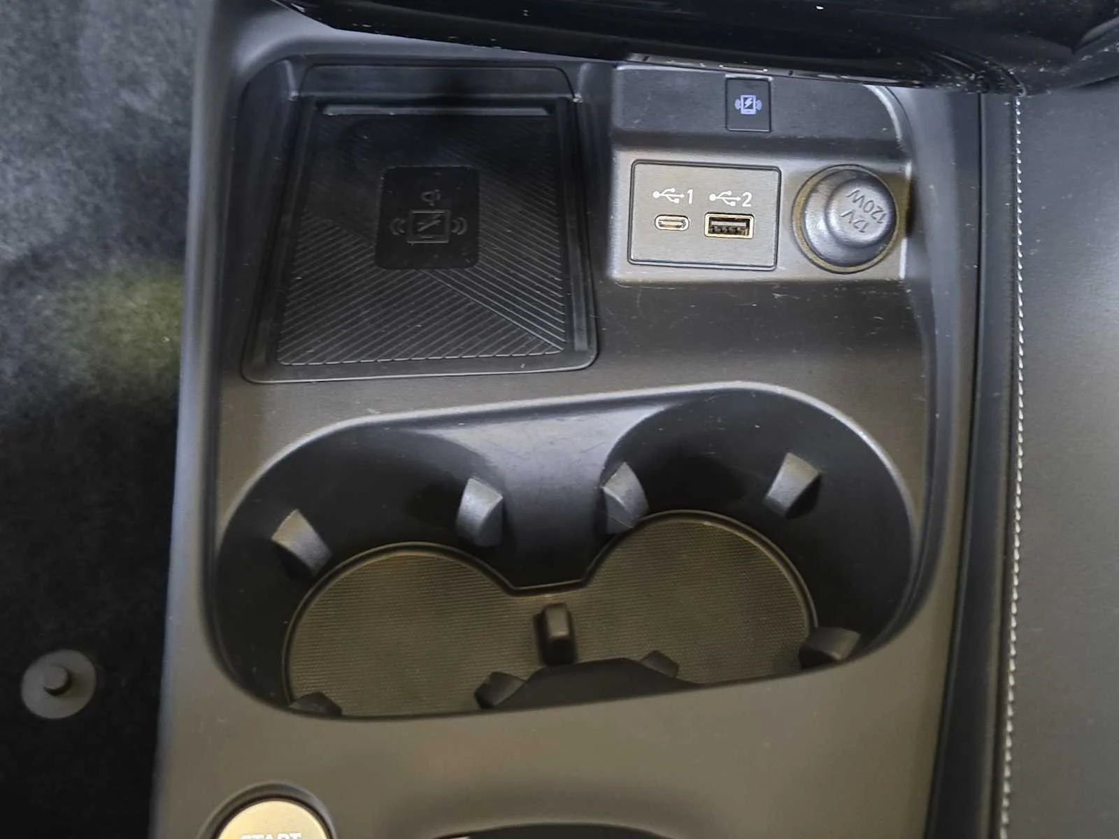 Certified Used 2025 Black Obsidian INFINITI LUXE image 22