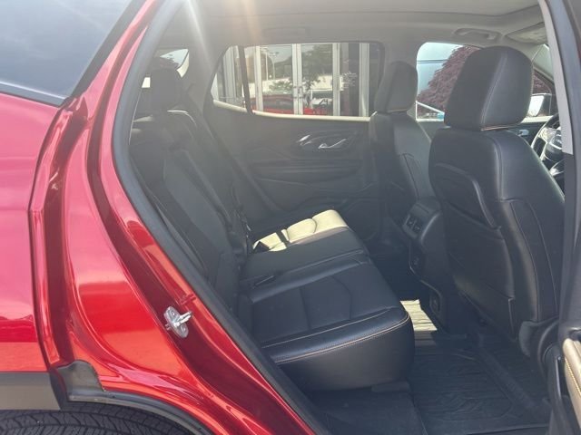 Used 2024 Red GMC AT4 image 12
