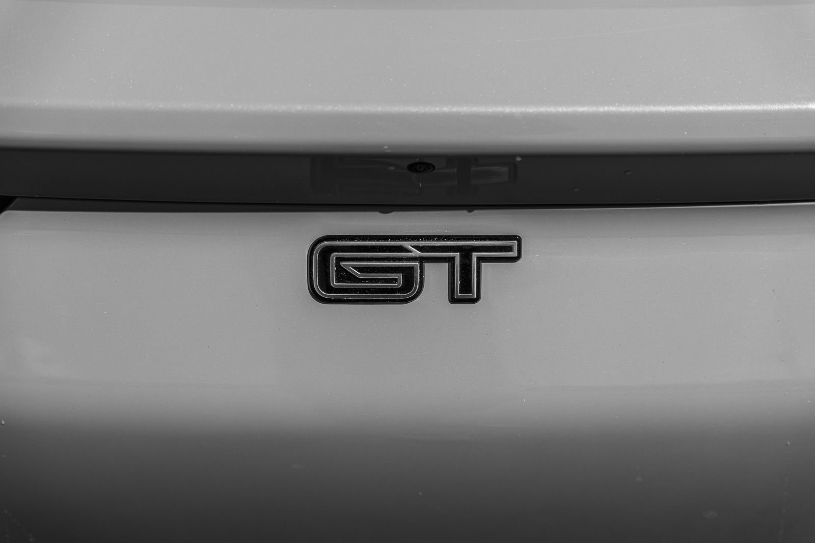 New 2026 Glacier Gray Metallic Tri-coat Ford GT image 5