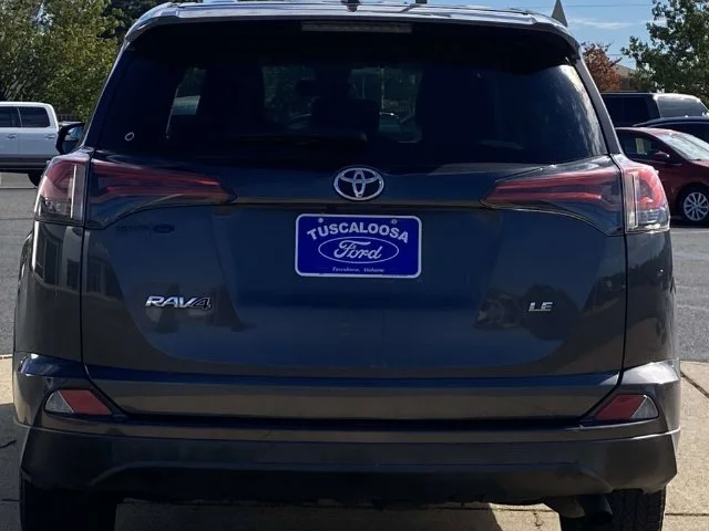 Used 2018 Gray Toyota LE image 4
