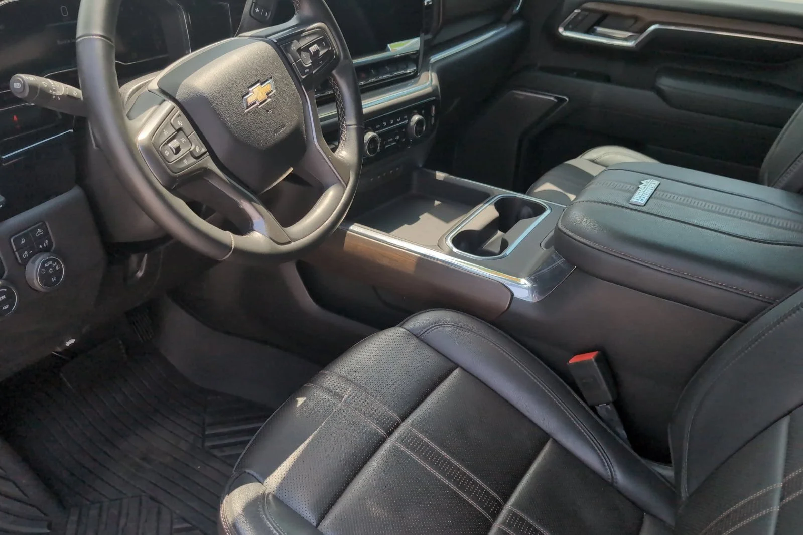 Used 2024 Radiant Red Tintcoat Chevrolet High Country image 11