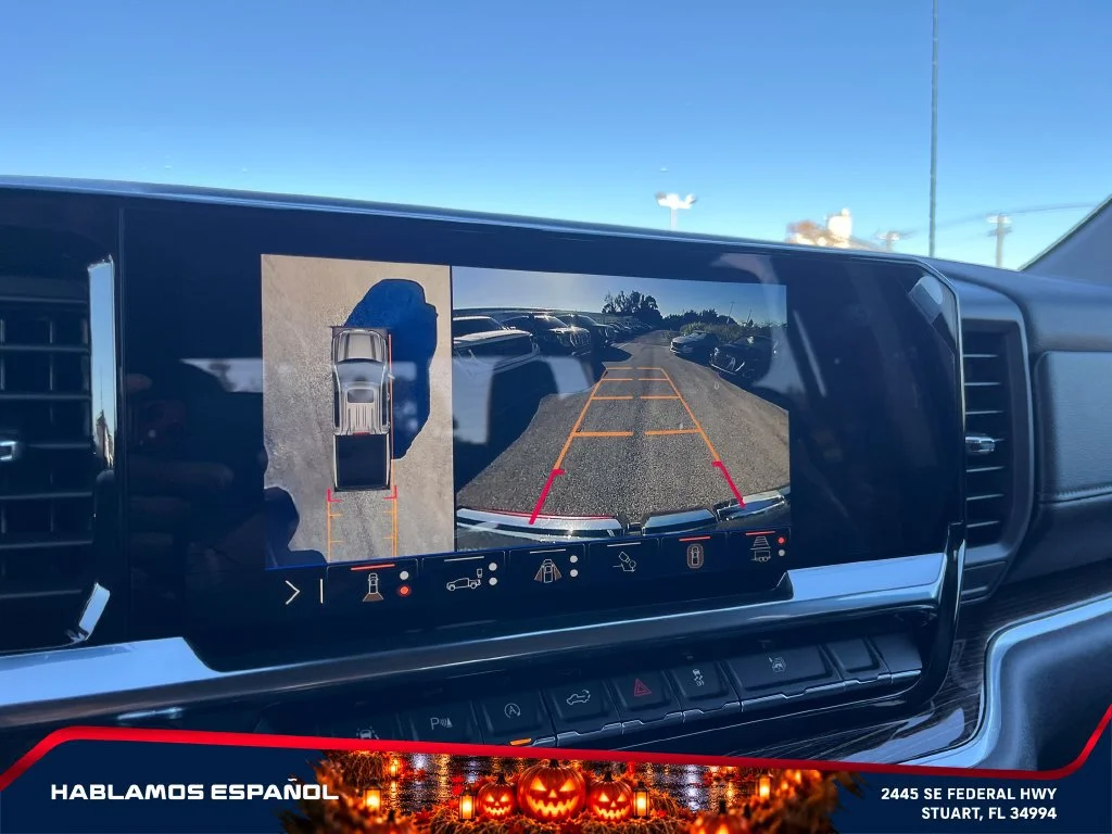 New 2026 Sterling Metallic GMC Elevation image 32