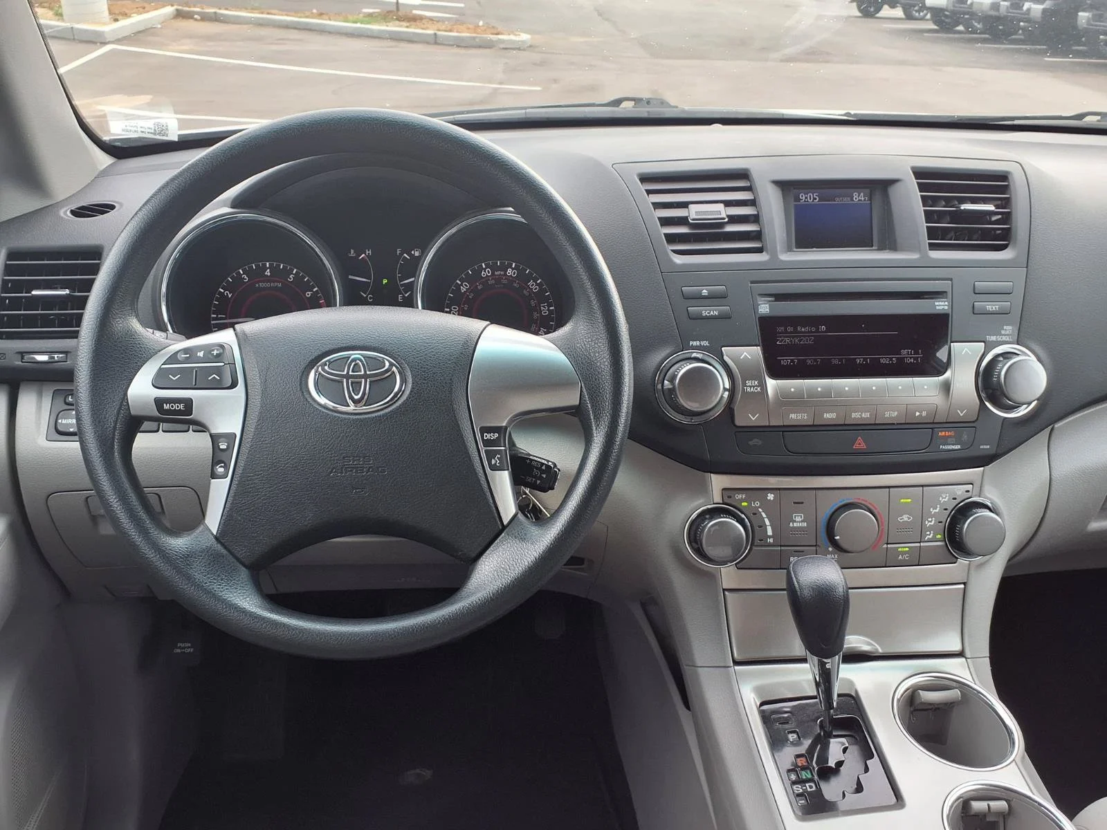 Used 2012 Classic Silver Metallic Toyota Base image 5