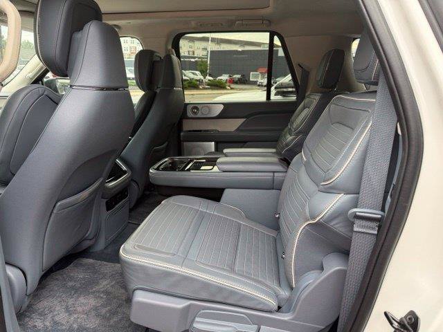 Certified Used 2023 Infinite Black Metallic Lincoln Black Label image 10