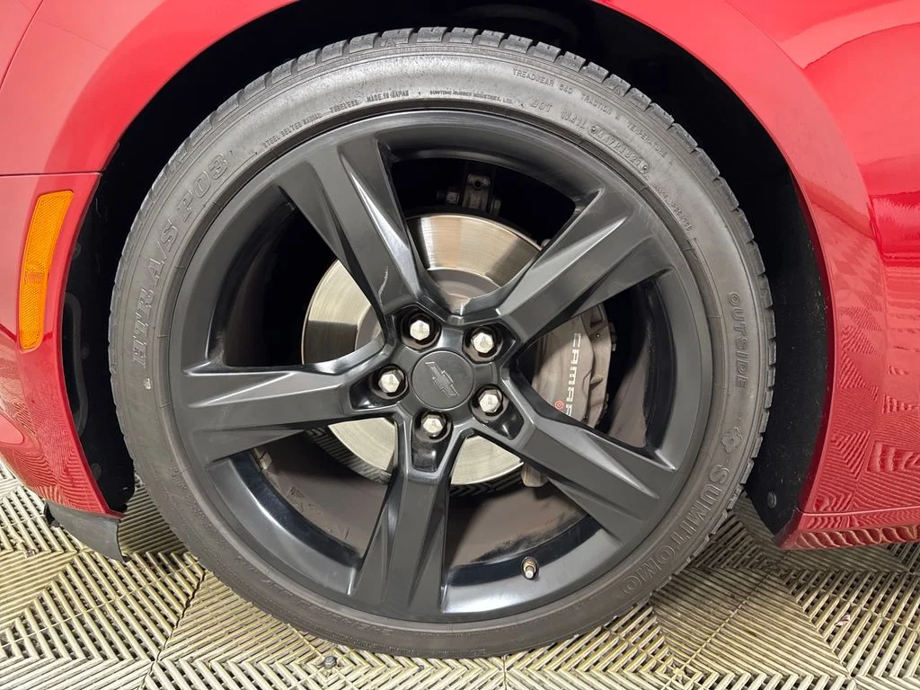 Certified Used 2018 Red Chevrolet SS image 15
