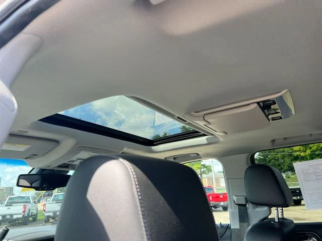 Used 2019 Gray GMC SLT image 18