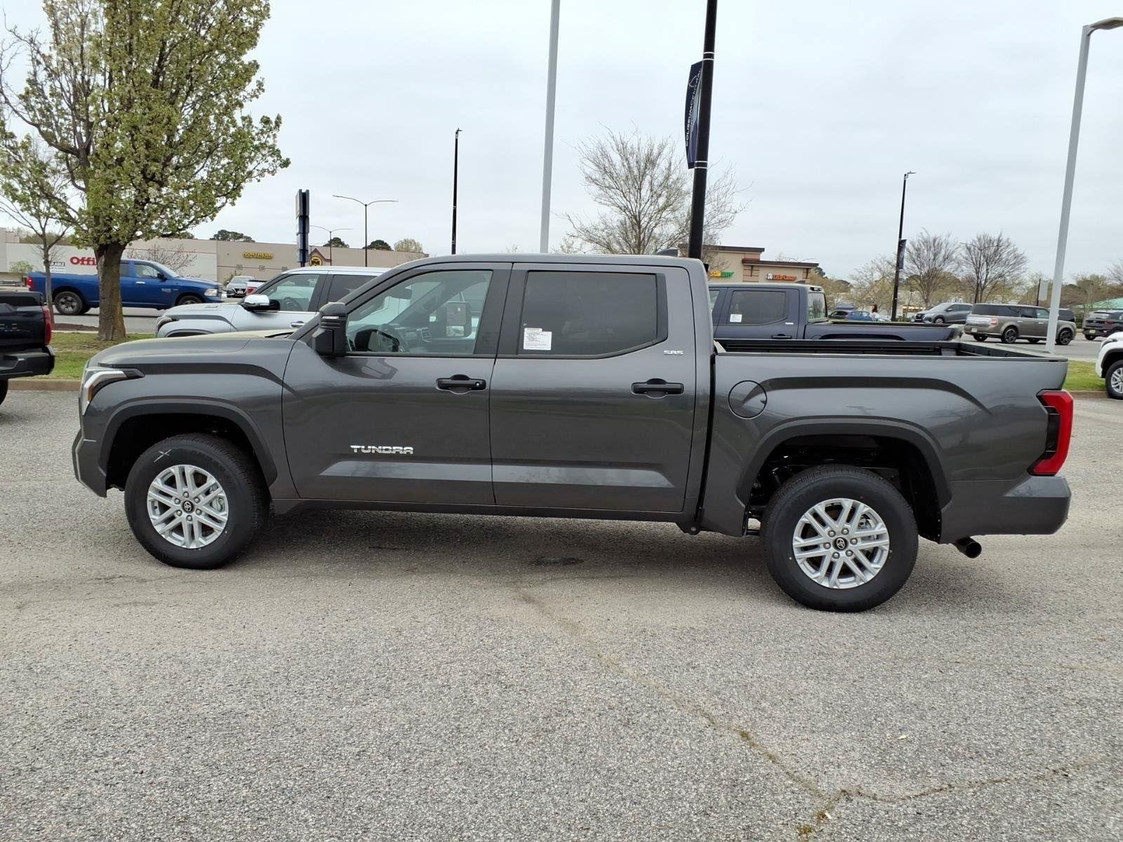 2026 Toyota Tundra SR5 - Photo 11