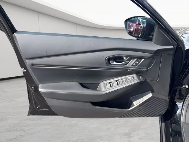 Used 2025  Honda Sport-L image 30