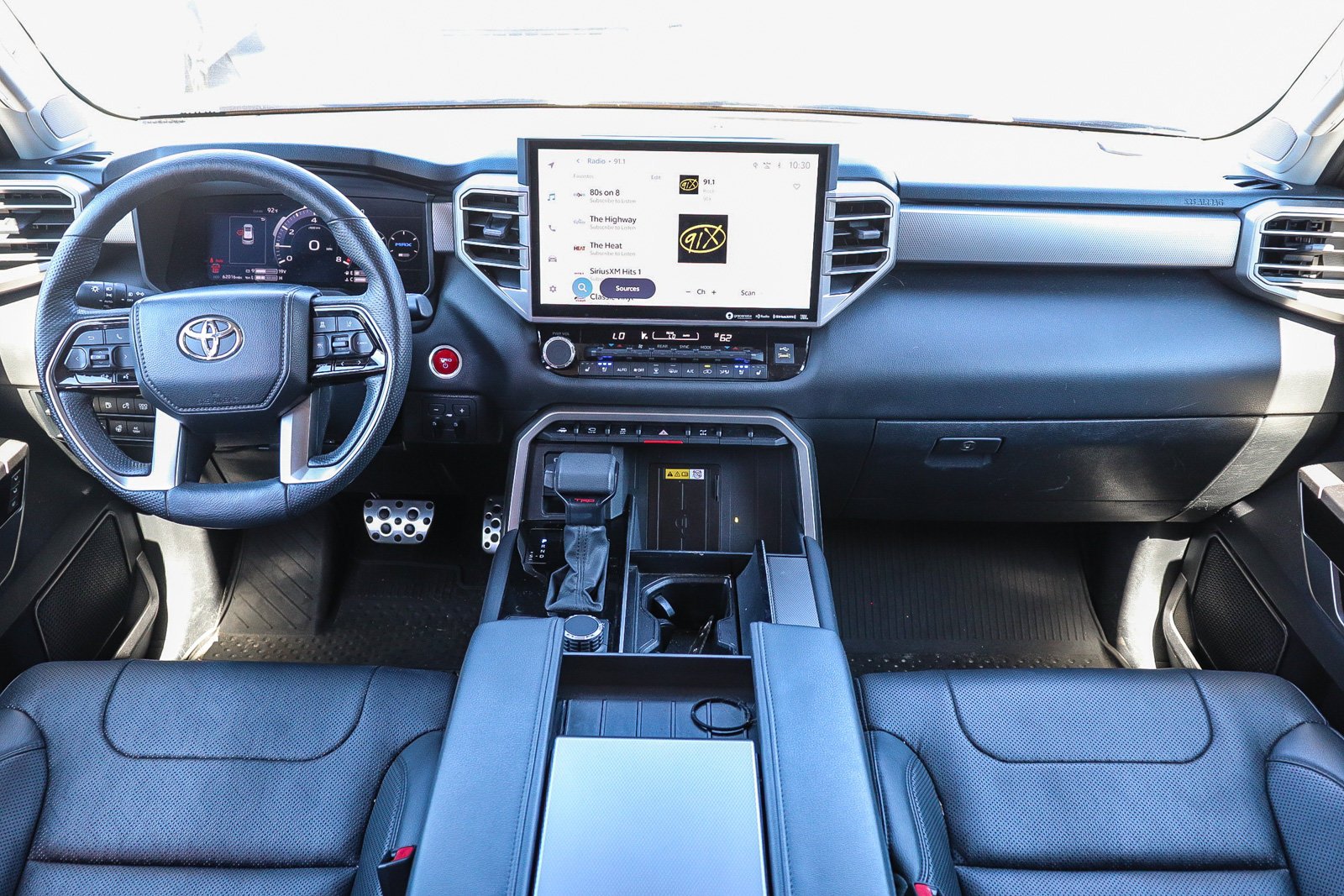Certified Used 2023  Toyota Limited image 13