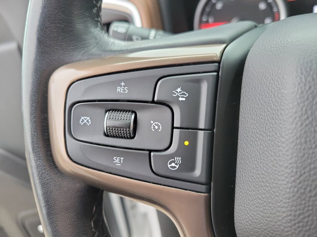 Certified Used 2022 Iridescent Pearl Tricoat Chevrolet High Country image 23