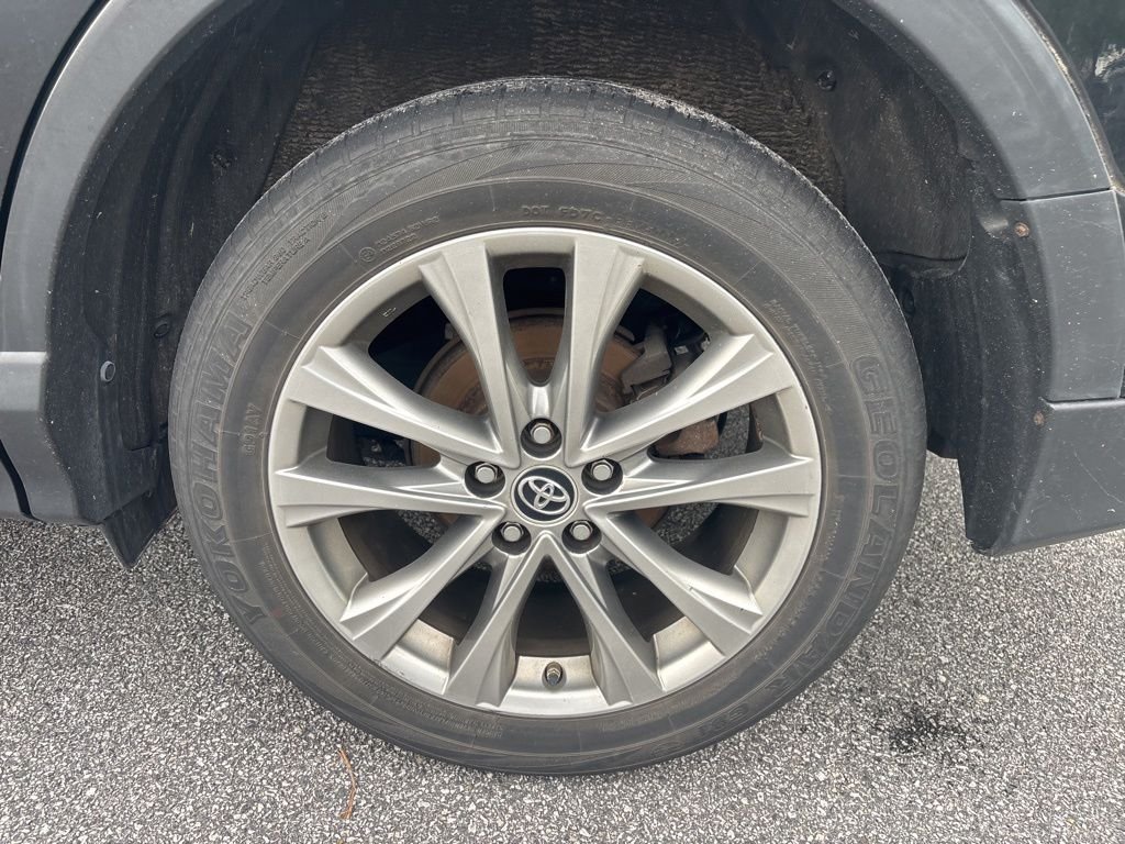 Used 2016 Black Toyota Limited image 27