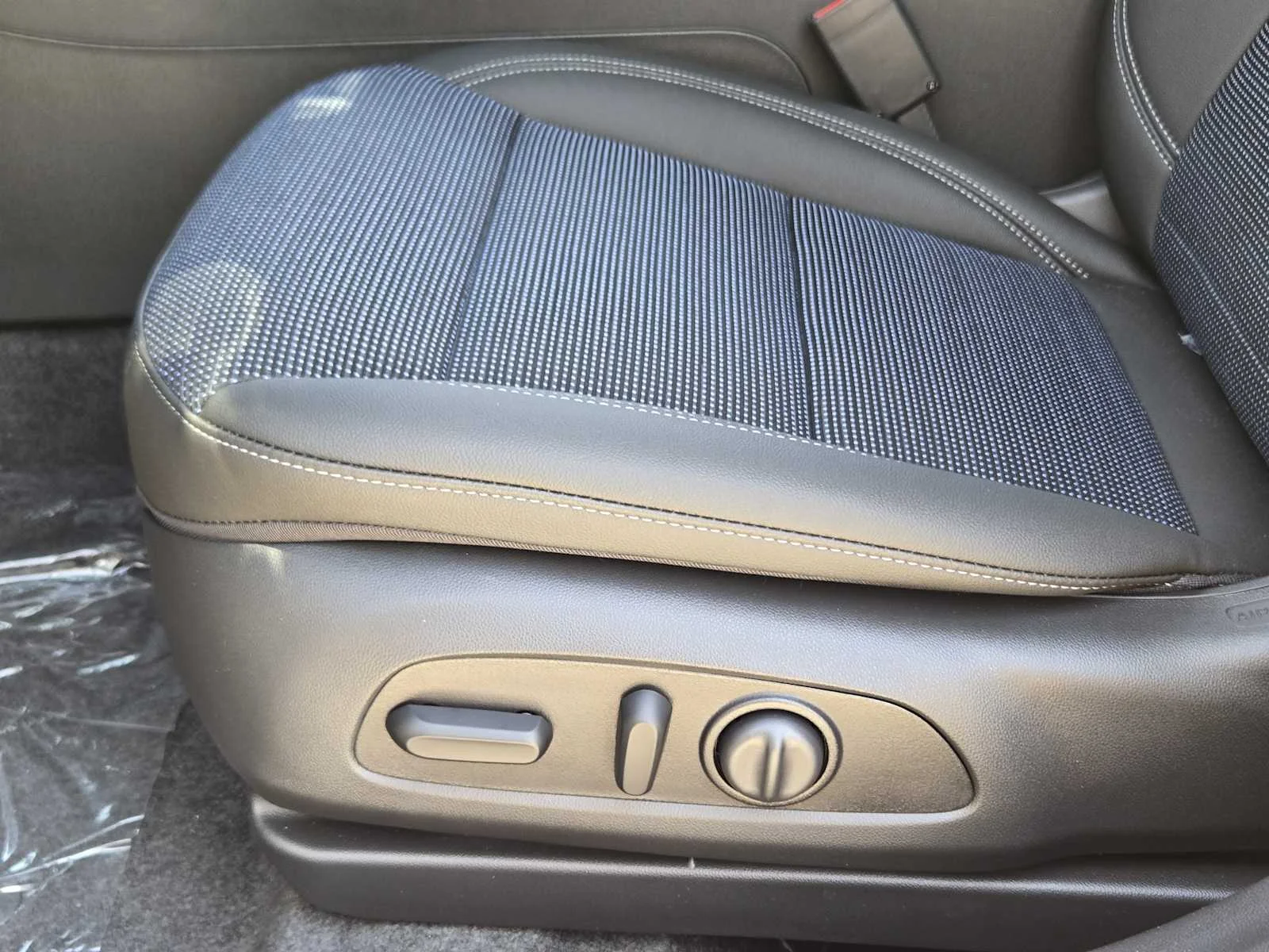 2026 Buick Envista Preferred - Photo 16