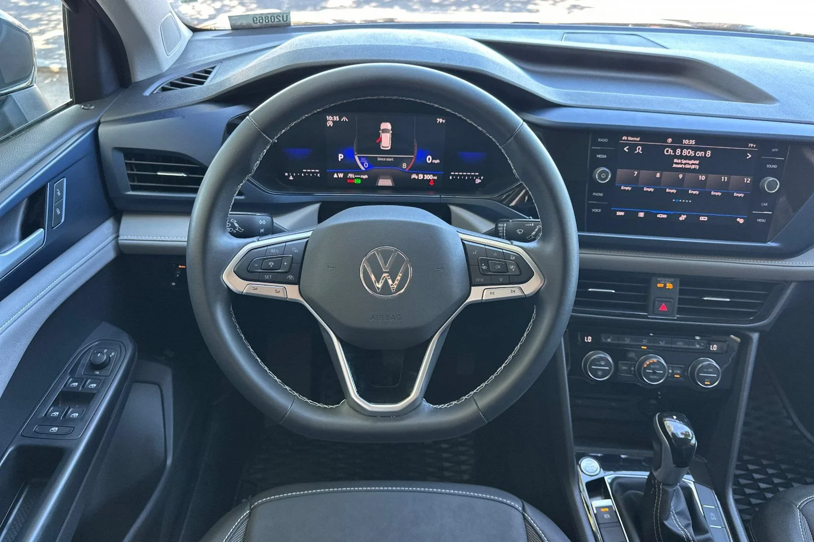 Used 2024 Gray Volkswagen SE image 14