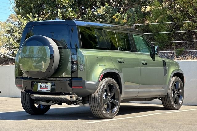 New 2026 Woolstone Green LAND ROVER S image 5