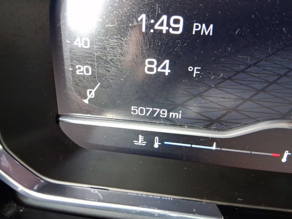 Used 2023 Volcanic Red Tintcoat GMC Elevation image 16