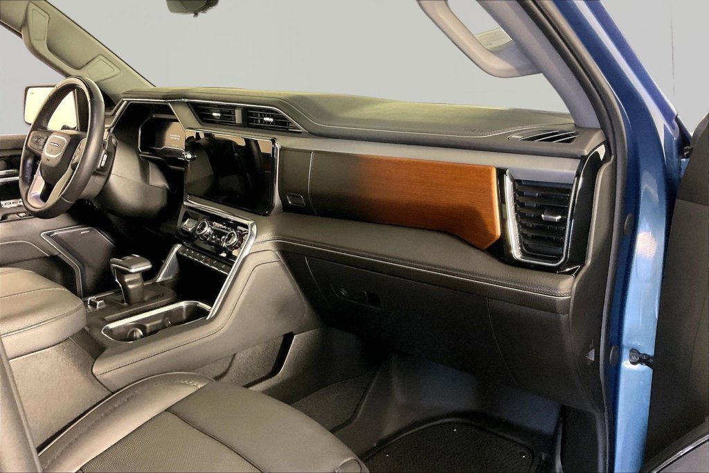 Used 2025 Blue GMC Denali image 24
