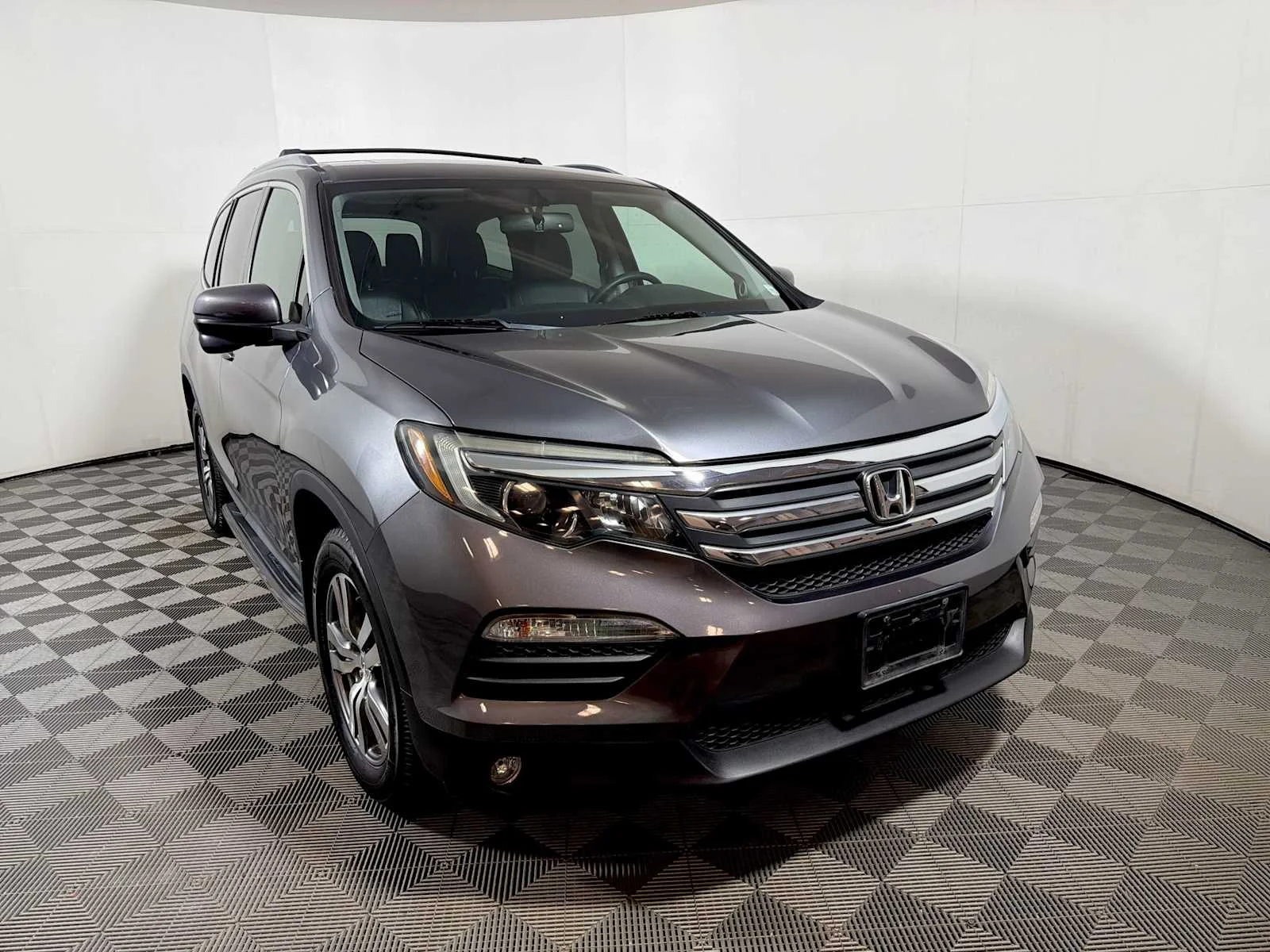 Used 2017 GY Honda EX-L image 2