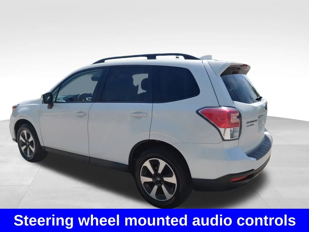 Used 2017 White Subaru 2.5i Premium image 16