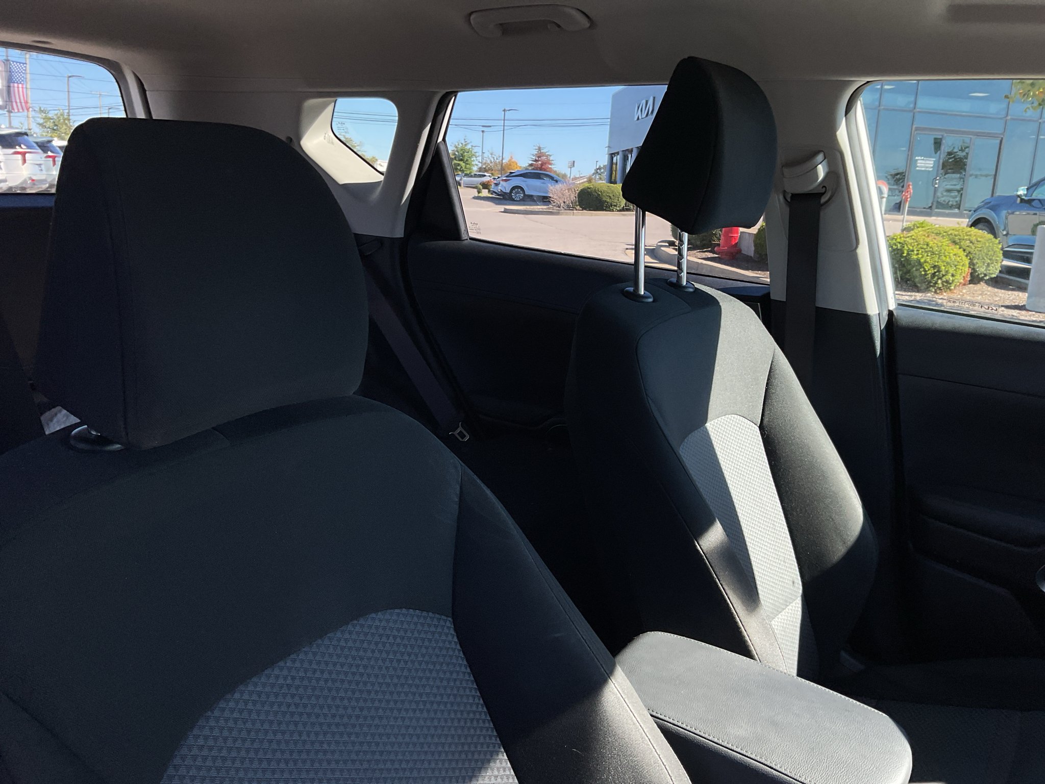 Certified Used 2022 Snow White Pearl Kia LX image 17