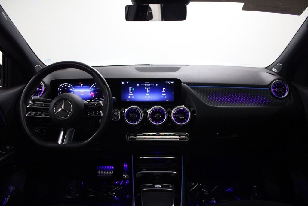 Certified Used 2025 Gray Mercedes-Benz GLA 250 image 28