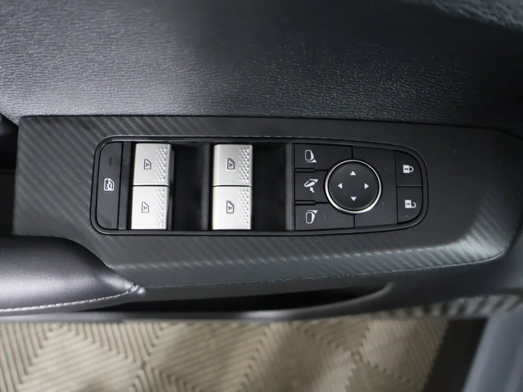 New 2026 Gray Mitsubishi SE image 35