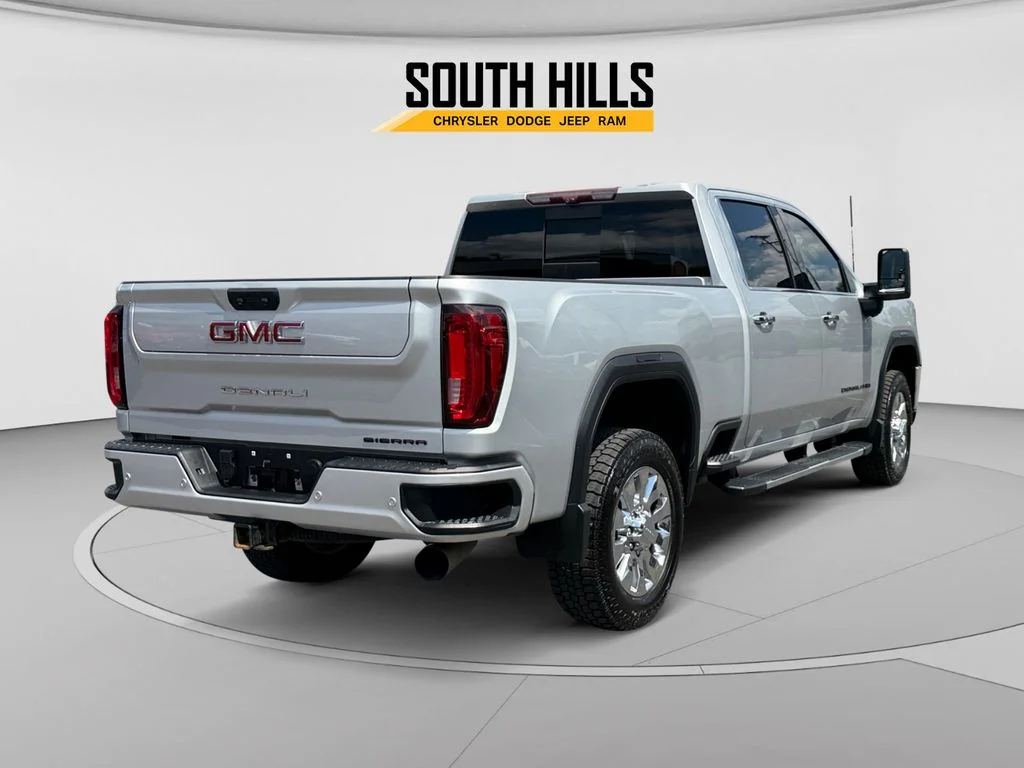 Used 2020 Silver GMC Denali image 5