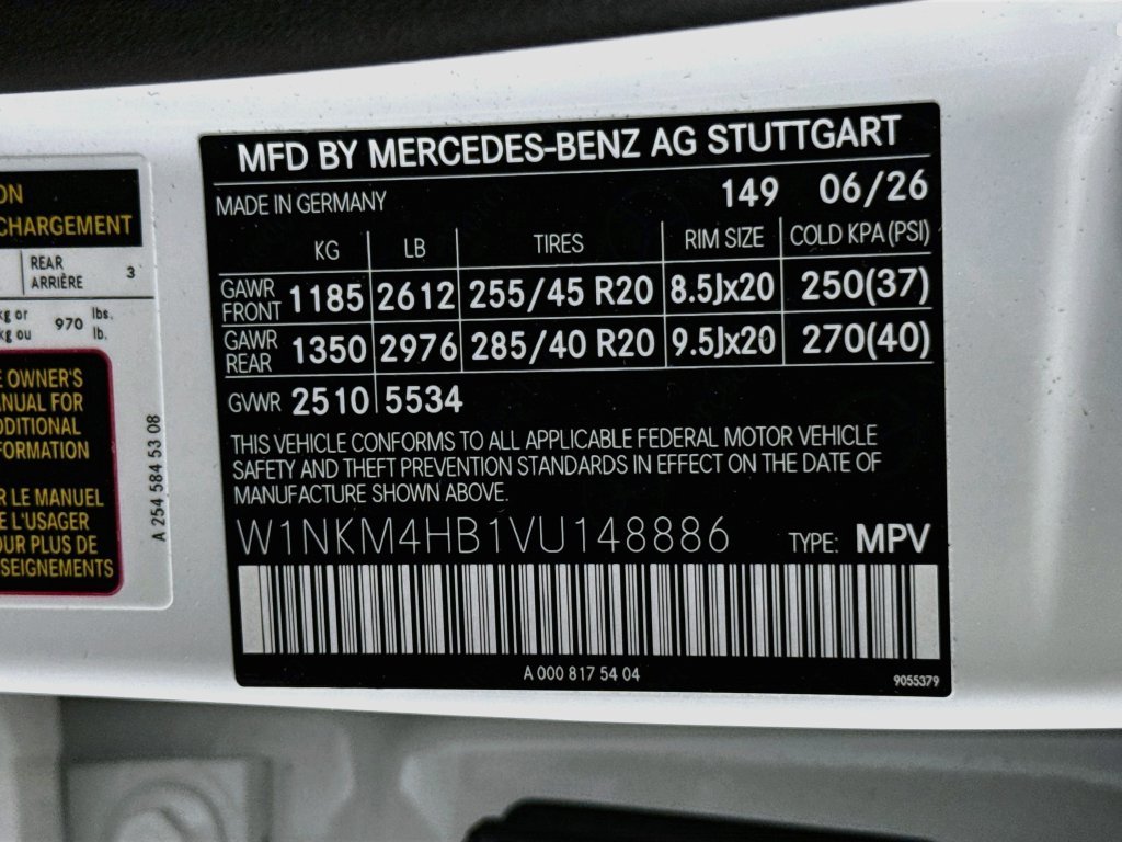 New 2027 Polar White Mercedes-Benz GLC 300 image 33