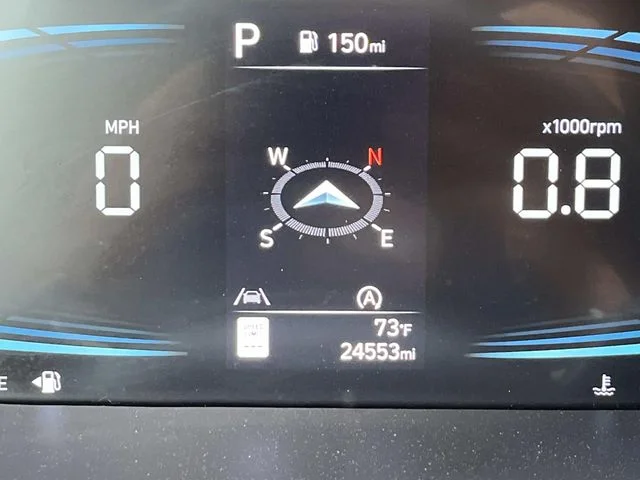 Used 2025 White Hyundai SEL image 38