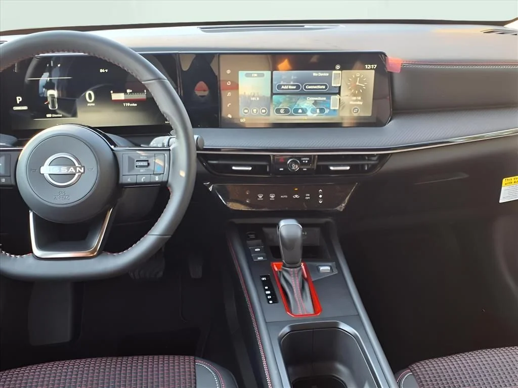 2025 Nissan Kicks SR - Photo 12