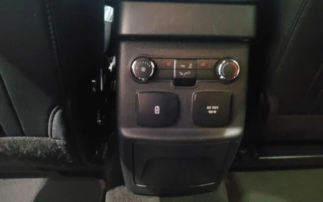 Used 2017 Red Ford Limited image 19