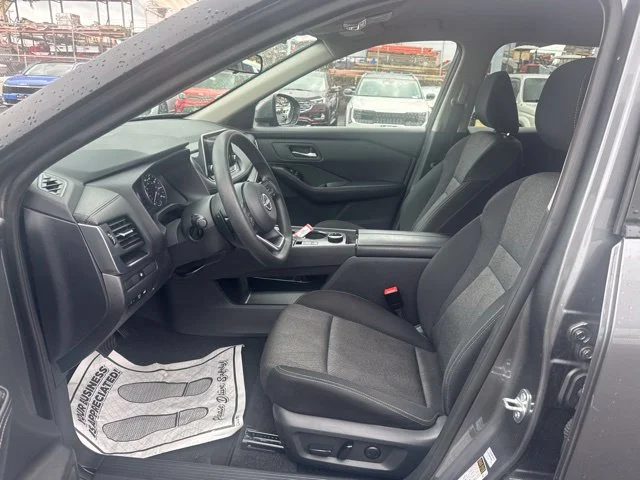 Used 2024 Gray Nissan SV image 10
