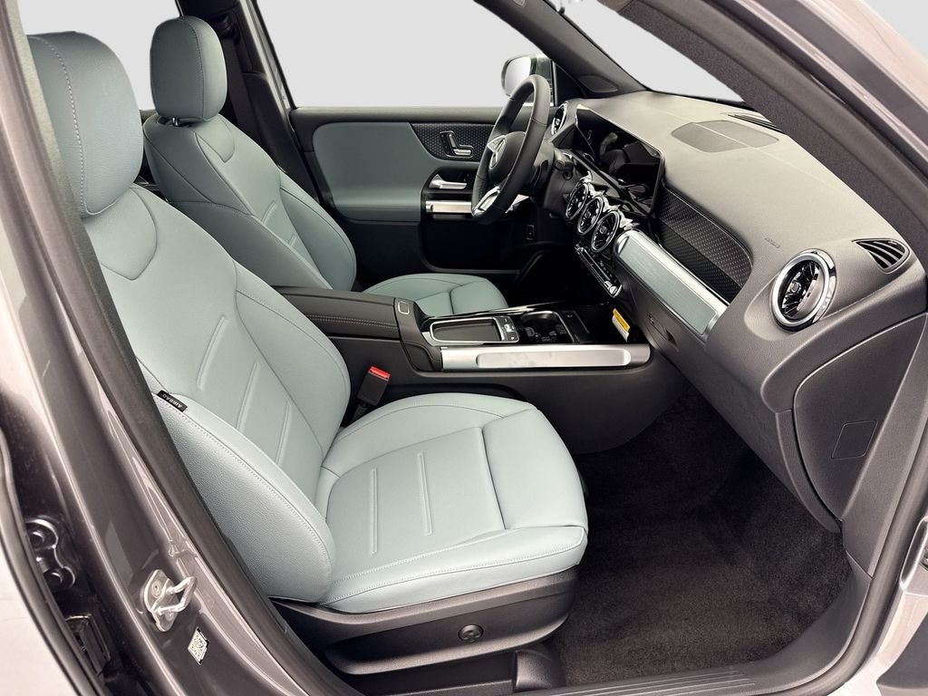 New 2026 Mountain Grey Metallic Mercedes-Benz GLB 250 image 18