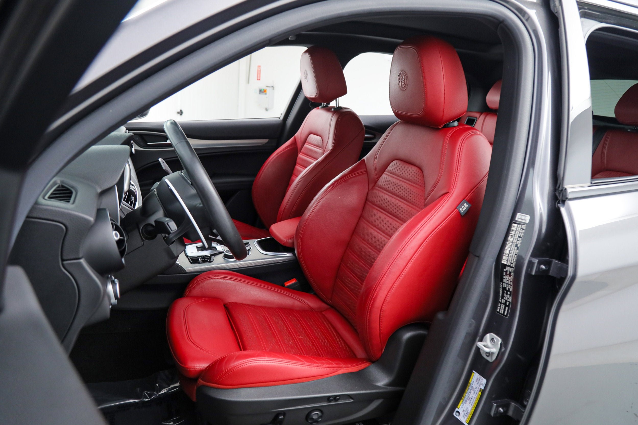 Used 2022 Gray Alfa Romeo Veloce image 19
