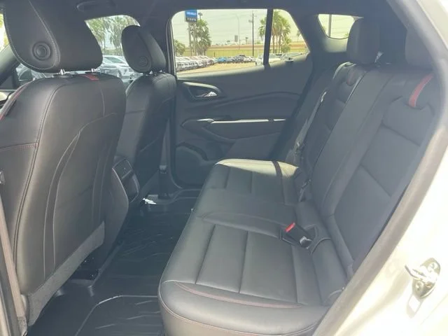 Used 2025 Summit White Chevrolet 2RS image 25