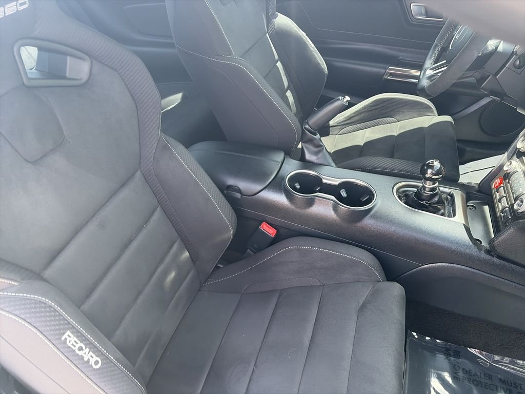 Used 2016 Black Ford Shelby GT350 image 30
