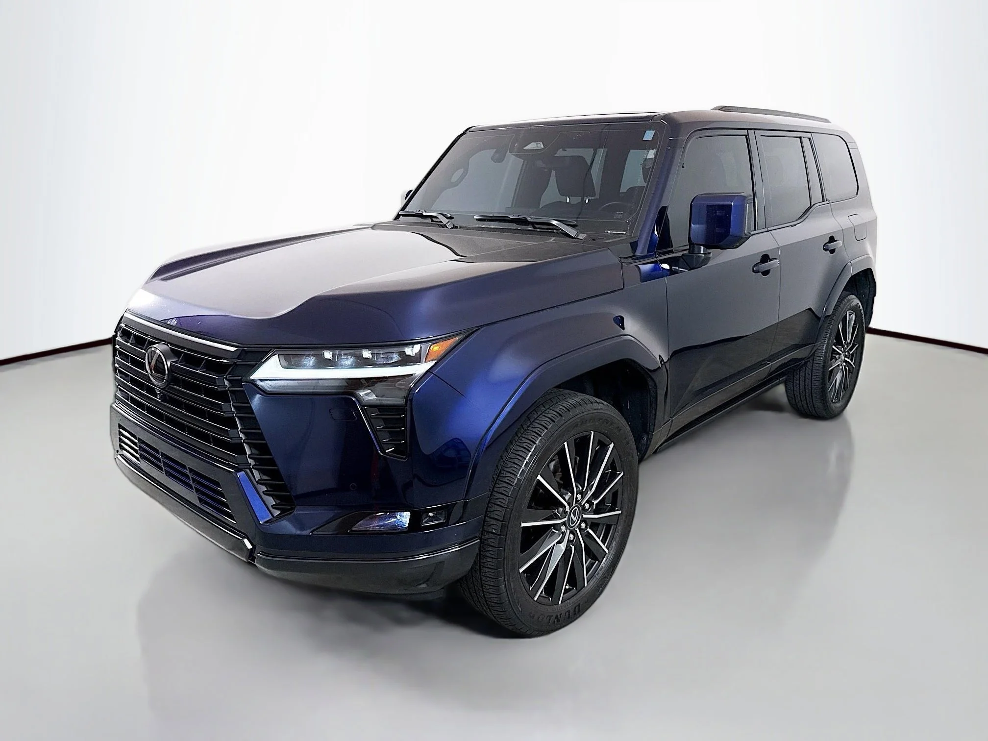 Certified Used 2025 NIGHTFALL MICA Lexus 550 Luxury+ image 3