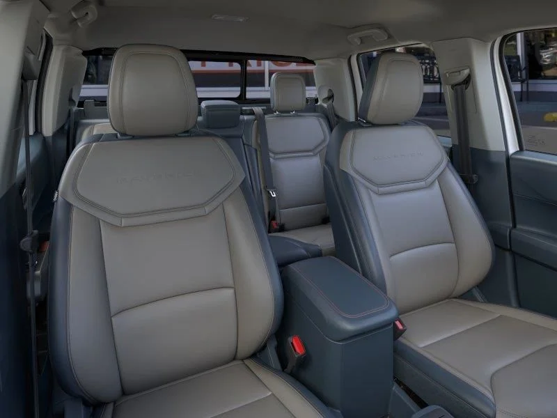 New 2026 Oxford White Ford Lariat® image 10