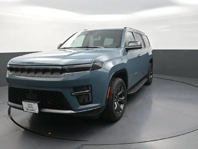 New 2026 Steel Blue Exterior Paint Jeep Limited Altitude image 4