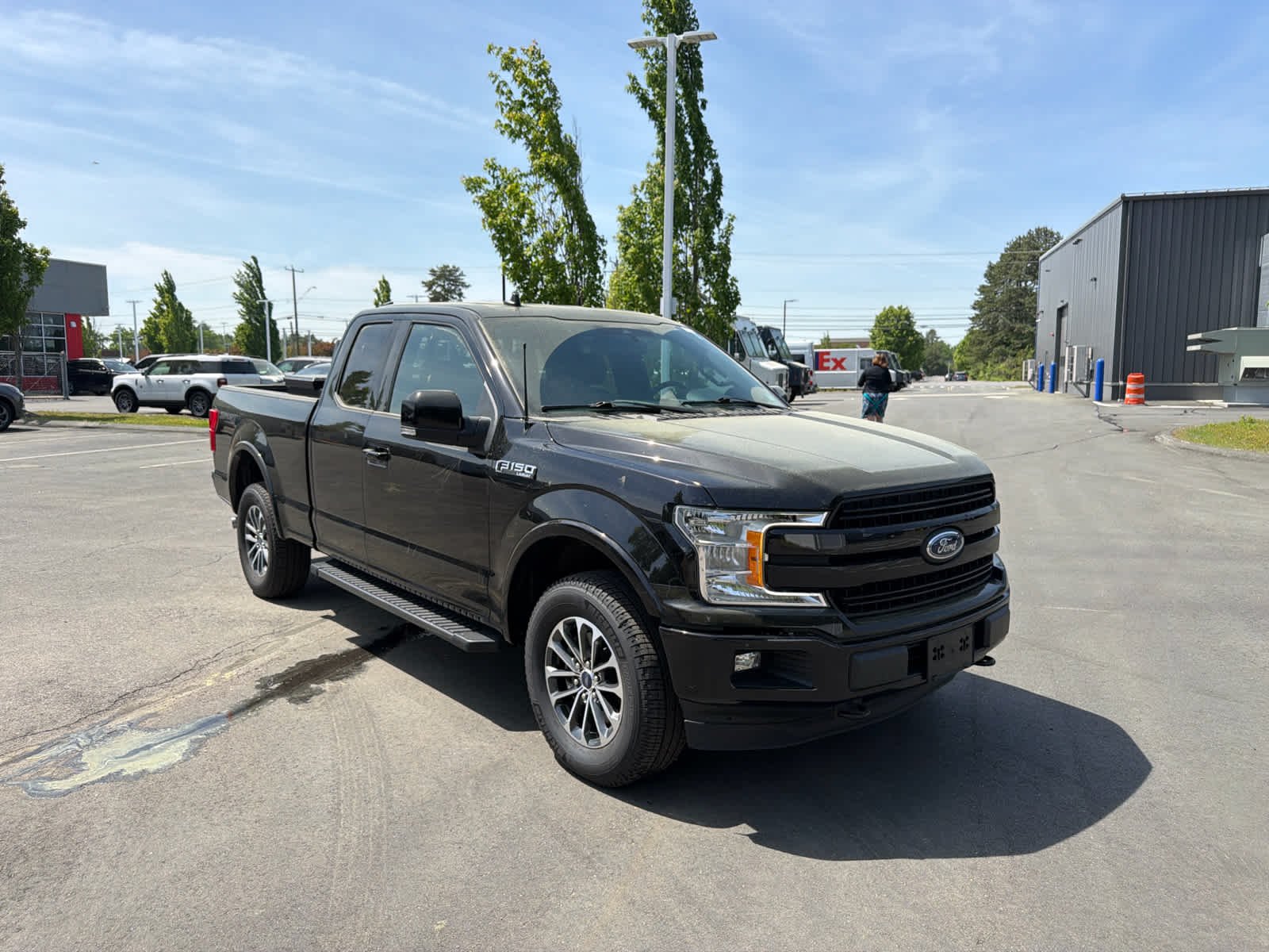 Used 2020 Agate Black Metallic Ford LARIAT image 3