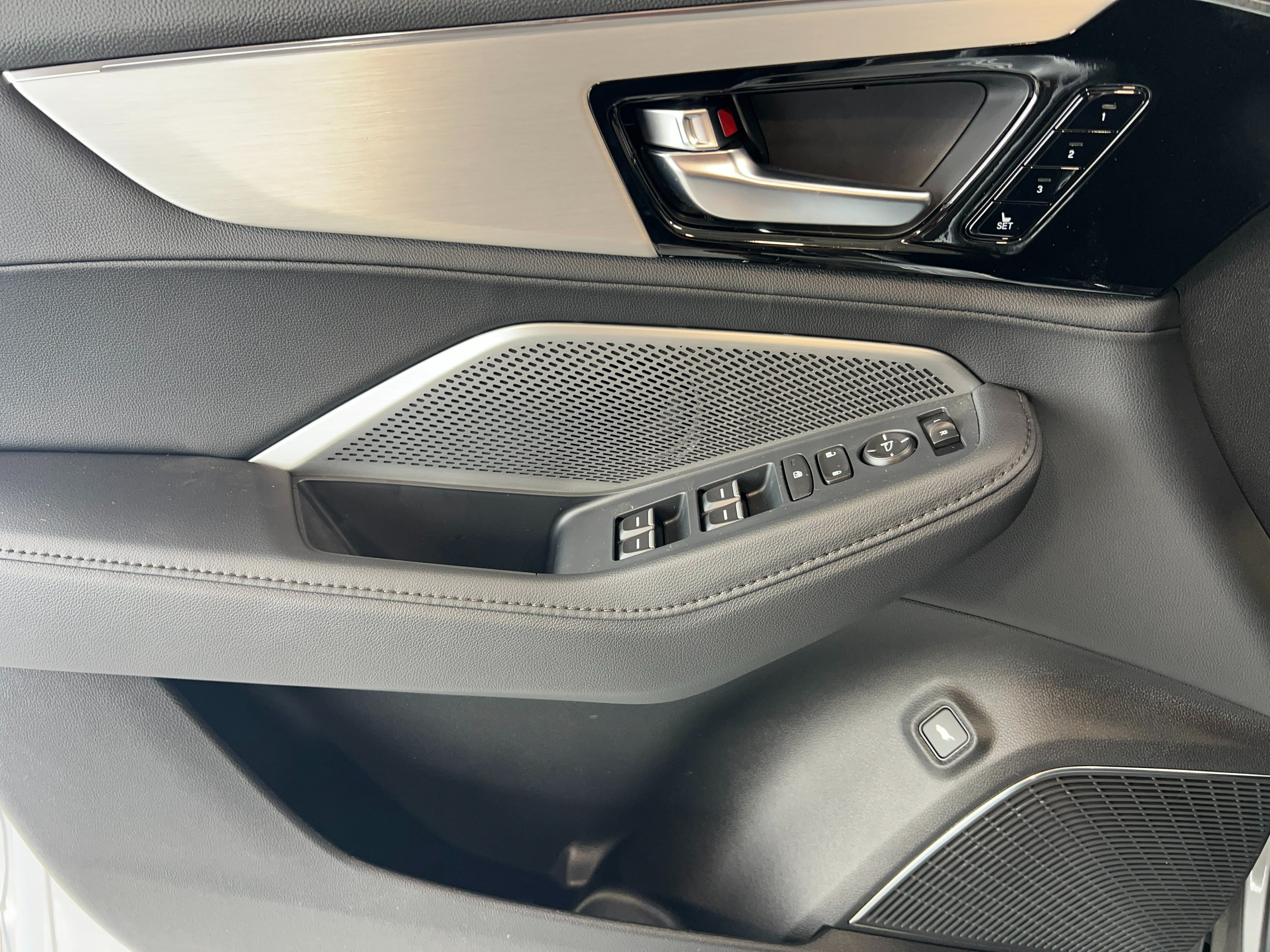 2026 Acura MDX Base - Photo 16