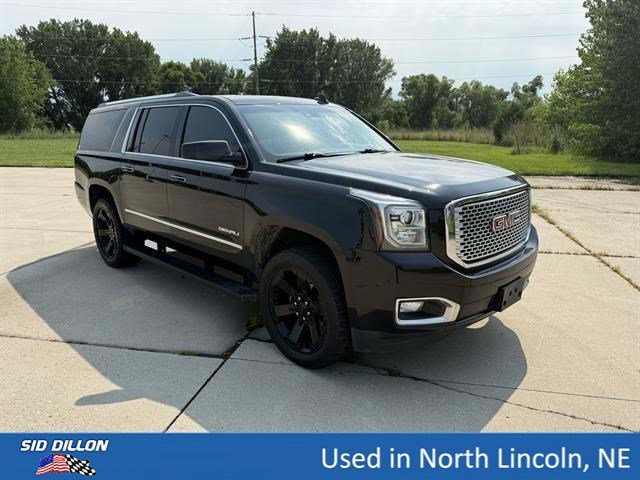 Used 2016 Onyx Black GMC Denali image 6