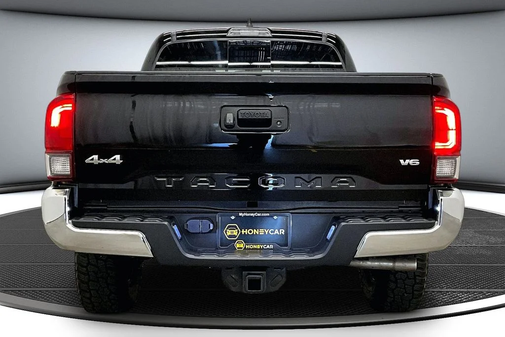 Used 2023 Black Toyota SR5 image 5