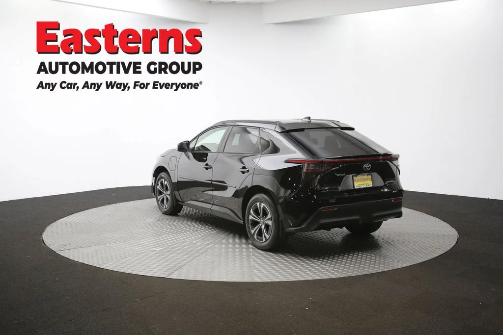 Used 2023 Black Toyota XLE image 61