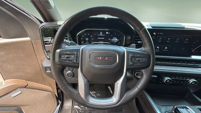 Used 2022 Silver GMC SLT image 12