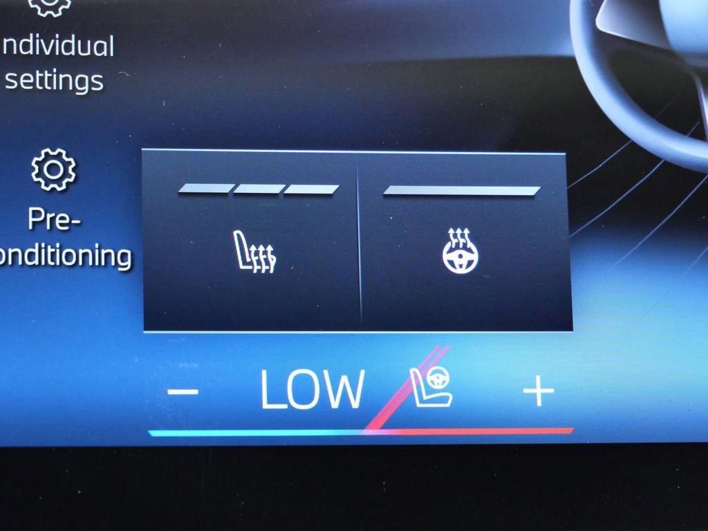 Used 2026 Mineral White Metallic BMW 330i xDrive image 45
